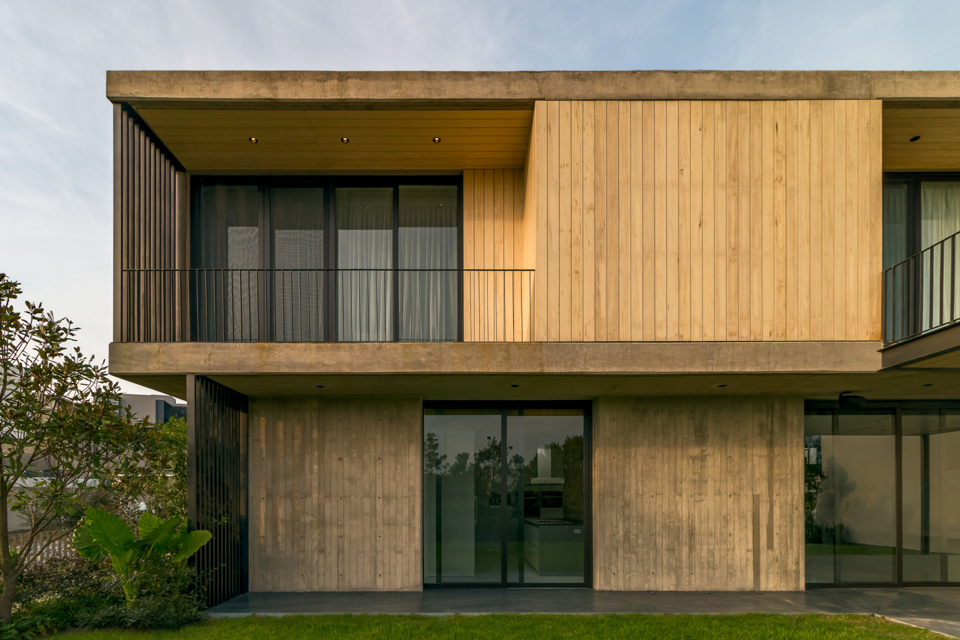 Accoya-cladding-private-home-Jalisco-Mexico-2